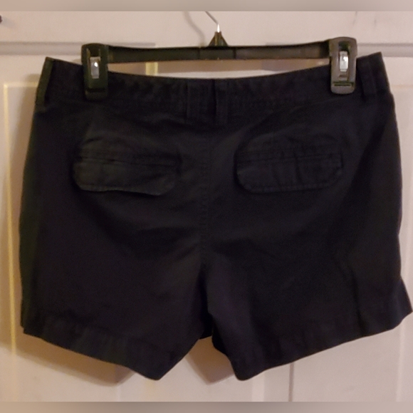 Old Navy Perfect 5" Shorts, Women's size 2 reg - Picture 2 of 6